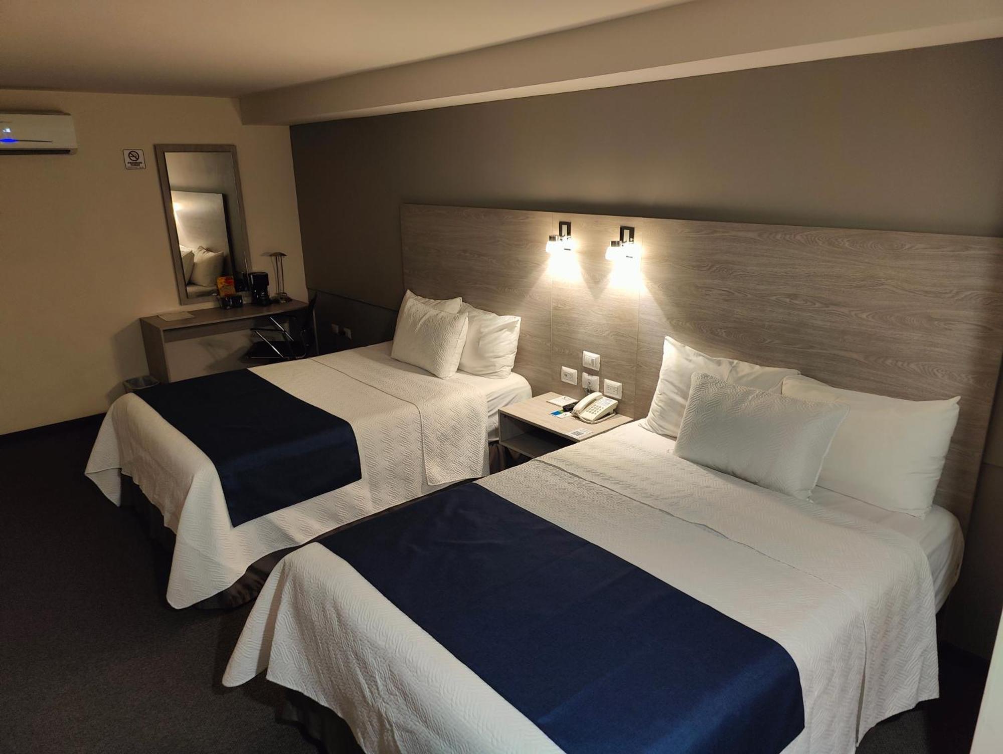 Kasa Hotel & Suites Irapuato Eksteriør bilde