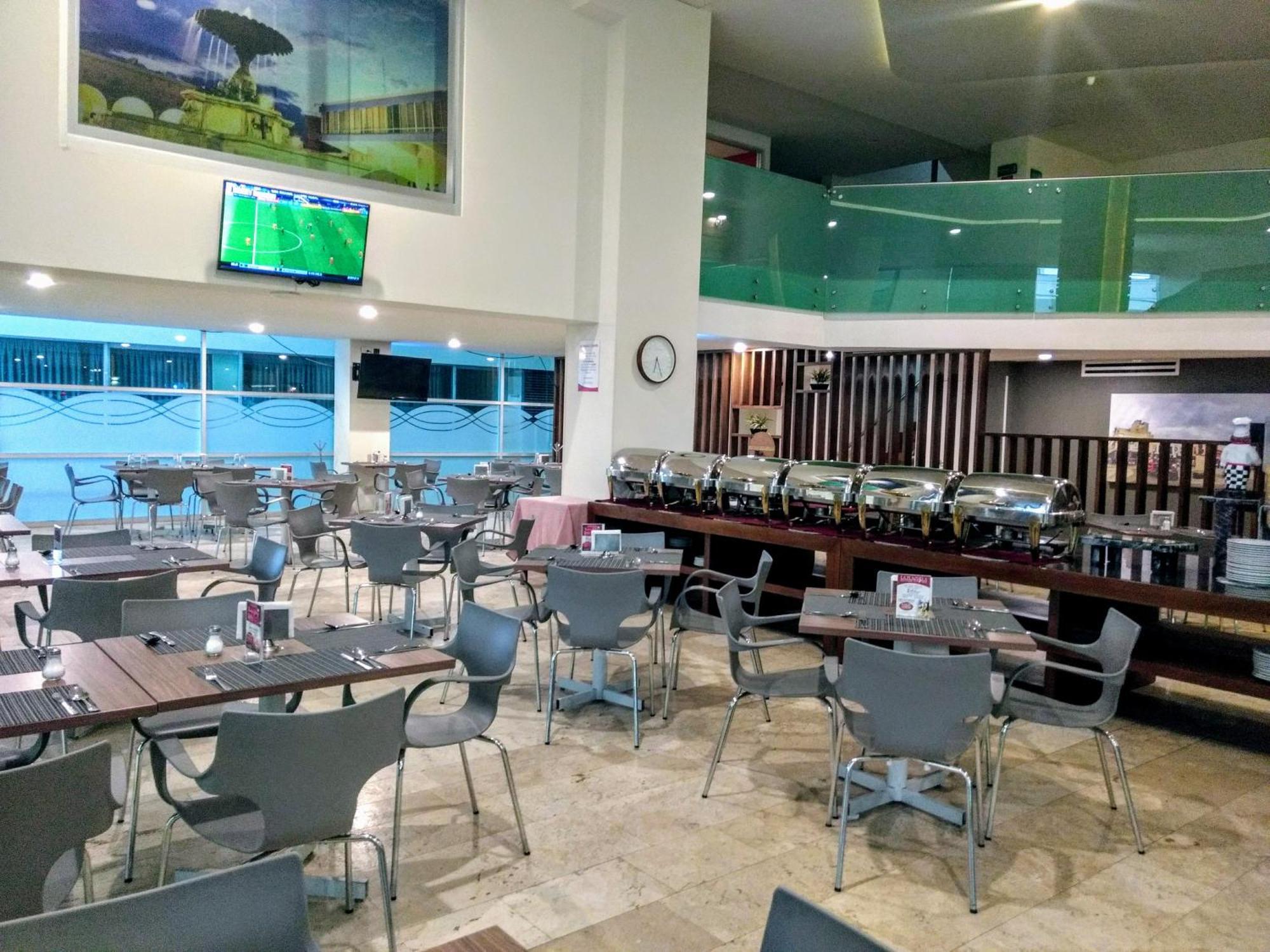 Kasa Hotel & Suites Irapuato Eksteriør bilde